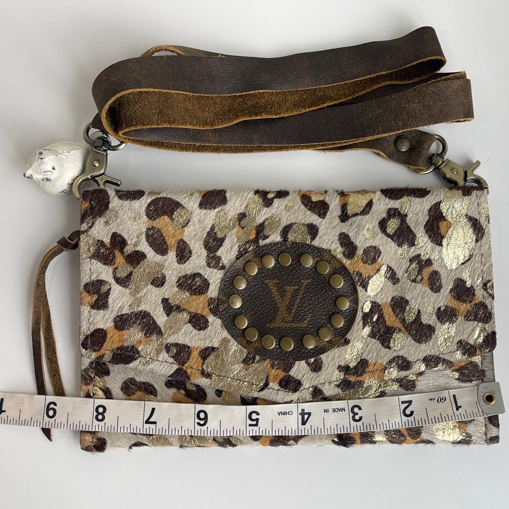 Keep It Gypsy Clutch Crossbody Bag - Picture 15 of 16